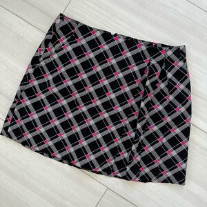 Lady Hagen golf skirt, black, pink, white size 8